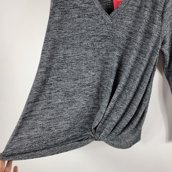 New Sunday in Brooklyn Twist Hem Ruched Front Long Sleeve V Neck Top - Picture 3 of 10